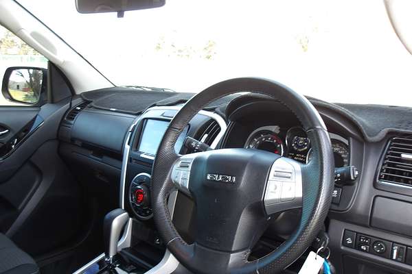2020 Isuzu MU-X LS-U