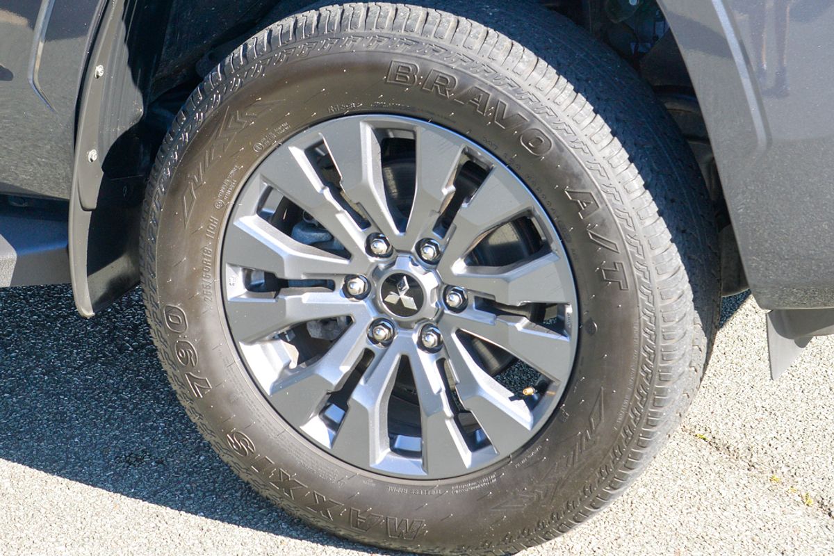 2024 Mitsubishi Triton GLS MV 4X4
