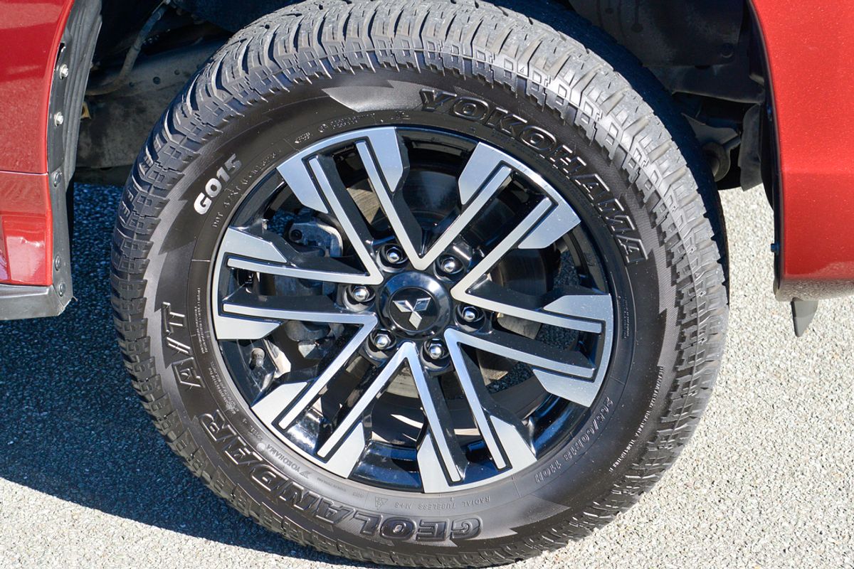 2022 Mitsubishi Pajero Sport Exceed QF
