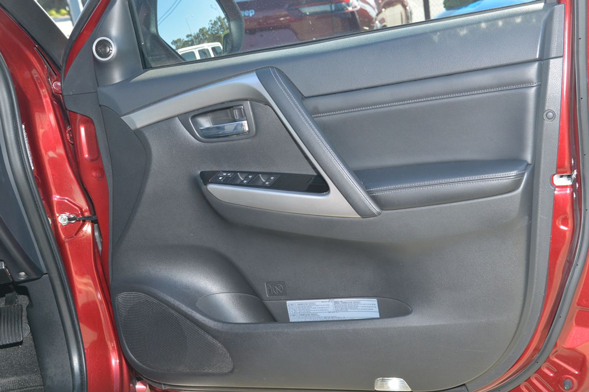2022 Mitsubishi Pajero Sport Exceed QF