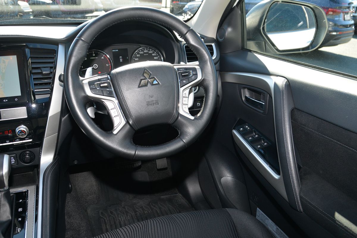 2022 Mitsubishi Pajero Sport GLS QF