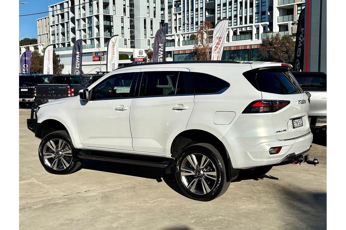 2023 Isuzu MU-X LS-T