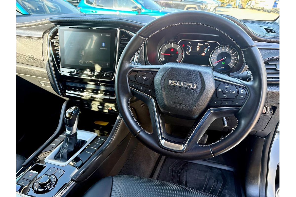 2023 Isuzu MU-X LS-T