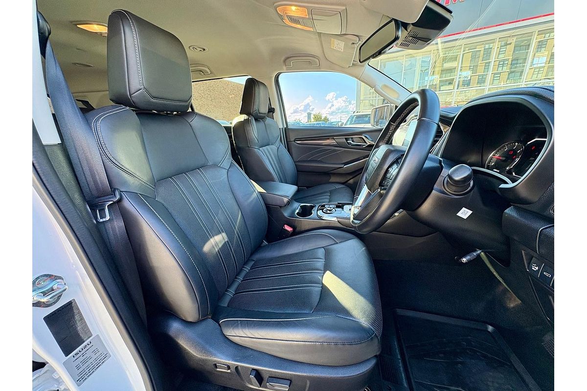 2023 Isuzu MU-X LS-T