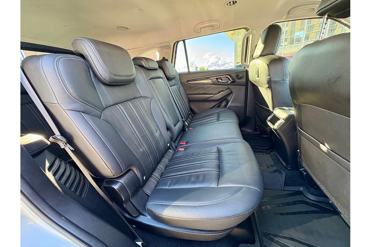 2023 Isuzu MU-X LS-T
