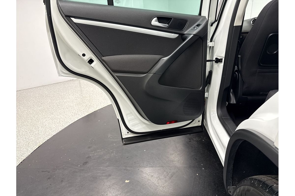 2017 Volkswagen Tiguan 110TDI Comfortline 5N