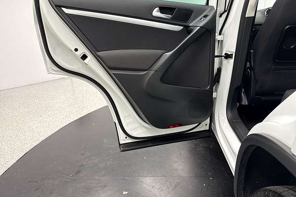 2017 Volkswagen Tiguan 110TDI Comfortline 5N