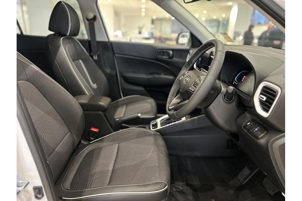 2025 Hyundai Venue Elite QX.V5