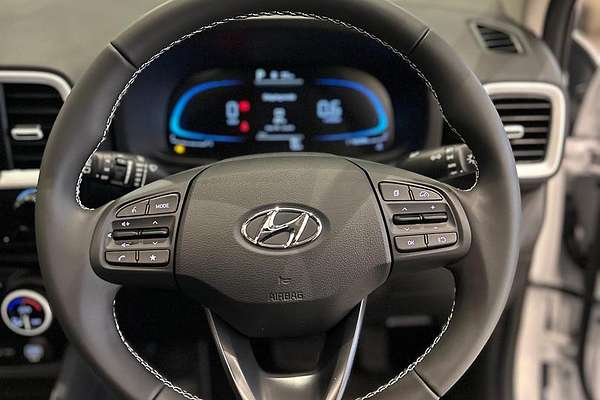 2025 Hyundai Venue Elite QX.V5