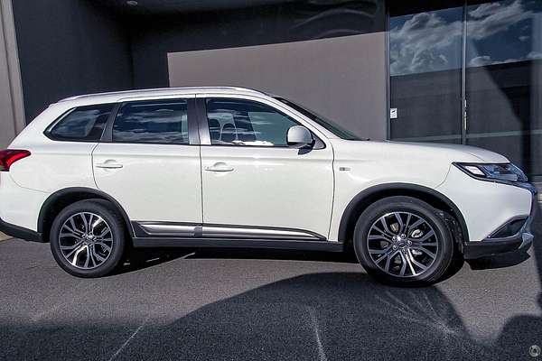 2018 Mitsubishi Outlander ES ADAS ZL