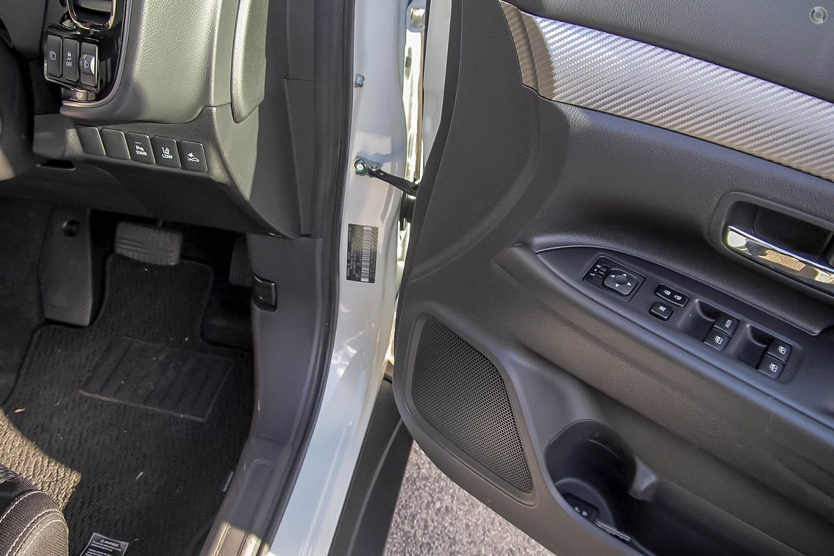 2018 Mitsubishi Outlander ES ADAS ZL