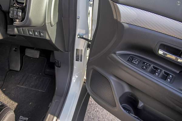 2018 Mitsubishi Outlander ES ADAS ZL
