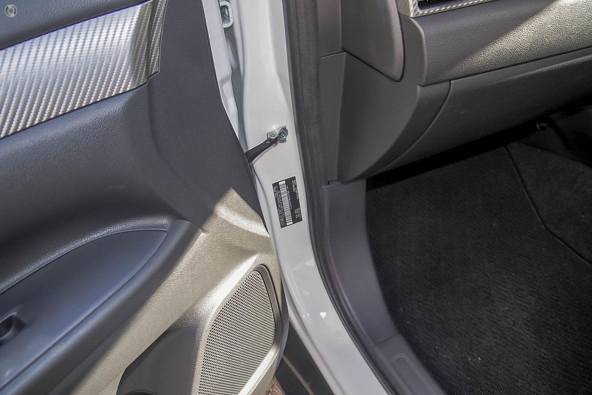 2018 Mitsubishi Outlander ES ADAS ZL