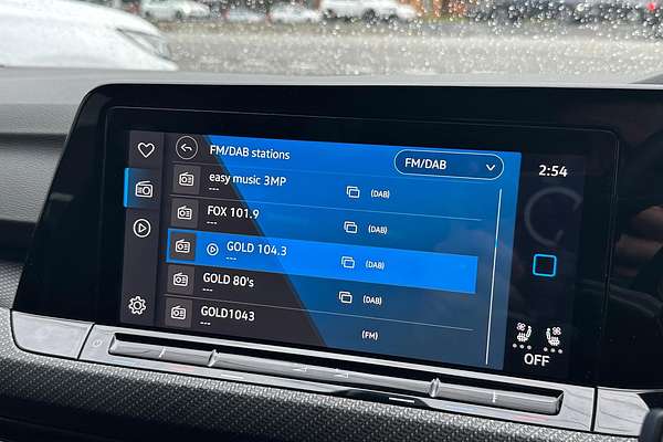 2022 Volkswagen Golf R 8