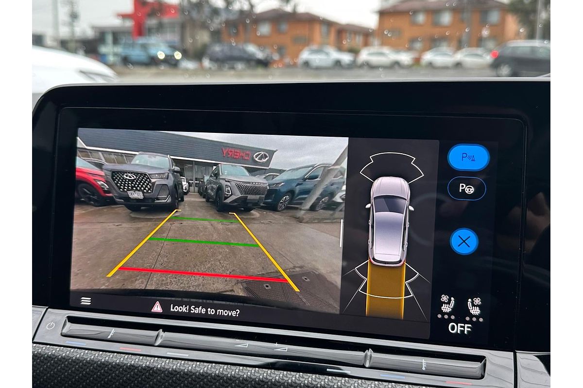 2022 Volkswagen Golf R 8