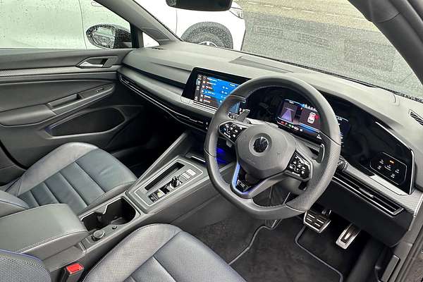 2022 Volkswagen Golf R 8