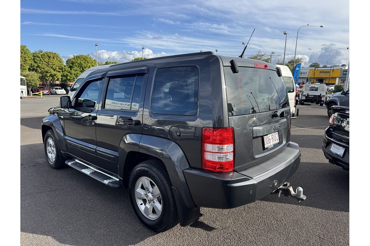 2011 Jeep Cherokee Sport KK