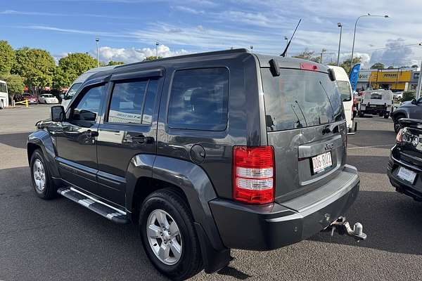 2011 Jeep Cherokee Sport KK