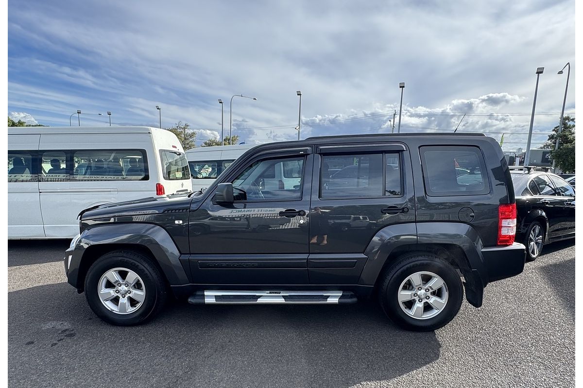 2011 Jeep Cherokee Sport KK