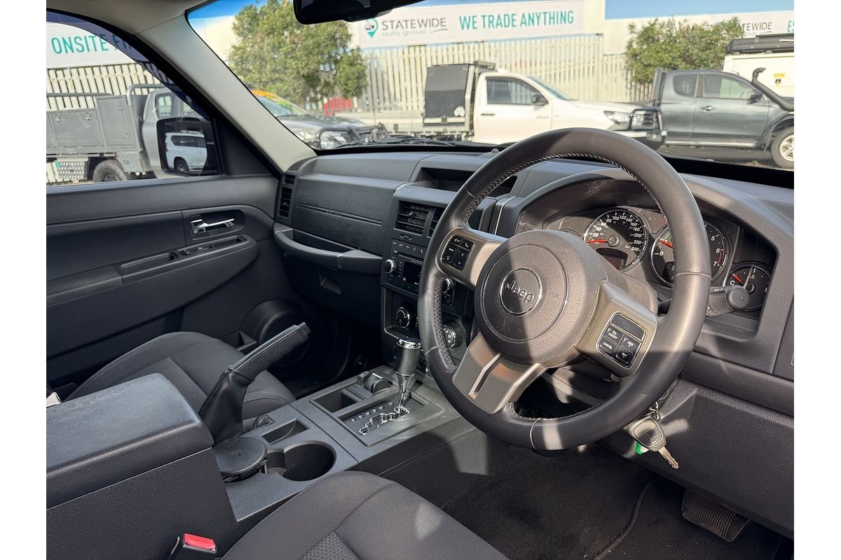 2011 Jeep Cherokee Sport KK