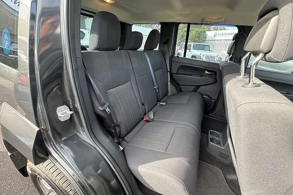 2011 Jeep Cherokee Sport KK