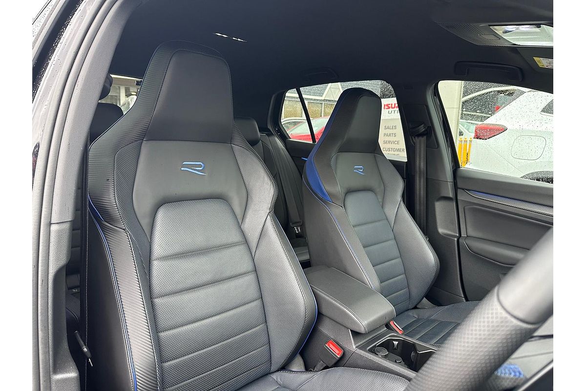 2022 Volkswagen Golf R 8