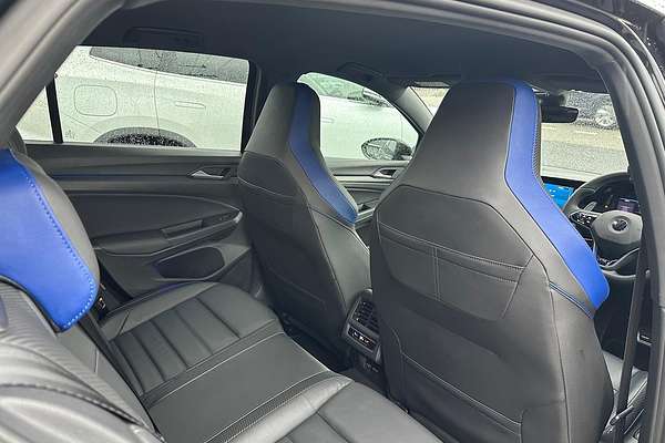 2022 Volkswagen Golf R 8