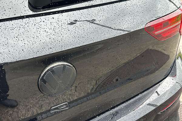 2022 Volkswagen Golf R 8