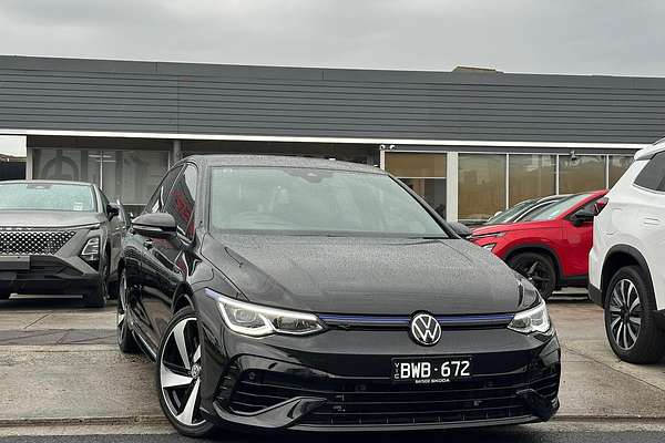 2022 Volkswagen Golf R 8