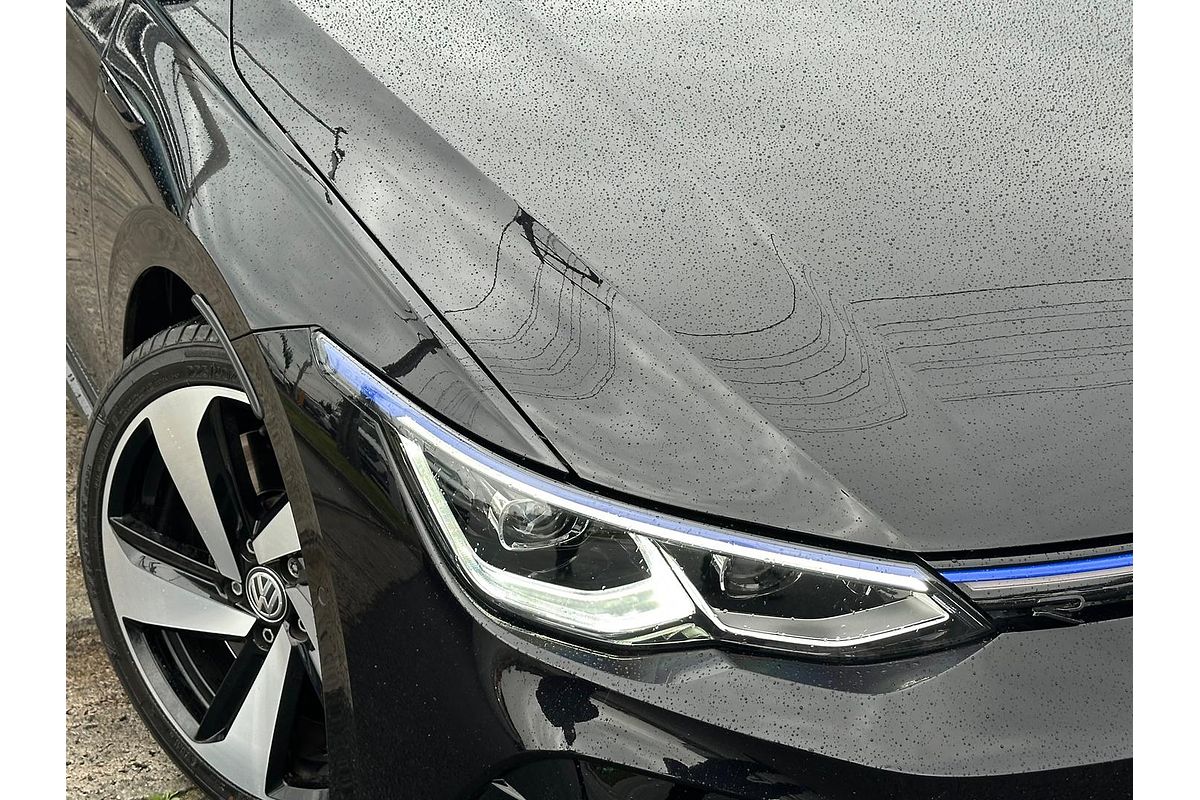 2022 Volkswagen Golf R 8