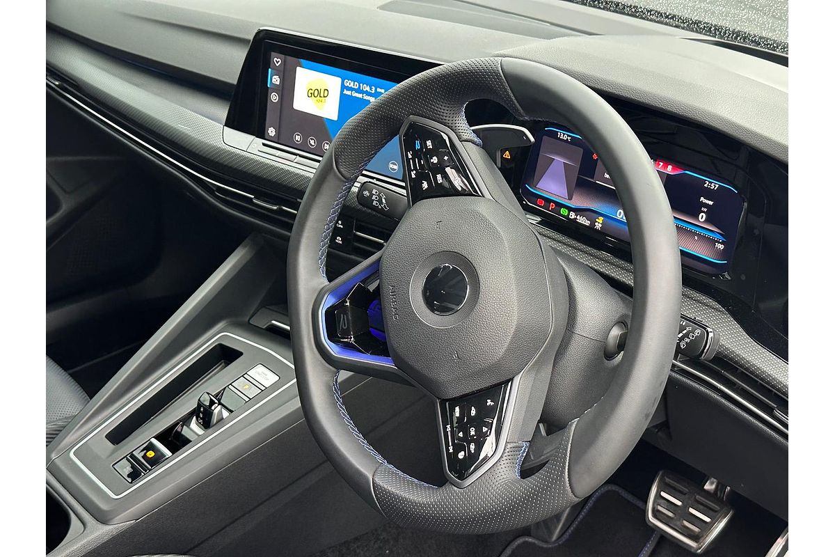 2022 Volkswagen Golf R 8