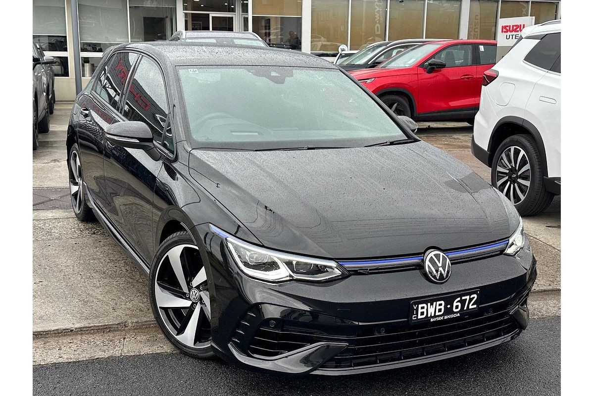 2022 Volkswagen Golf R 8