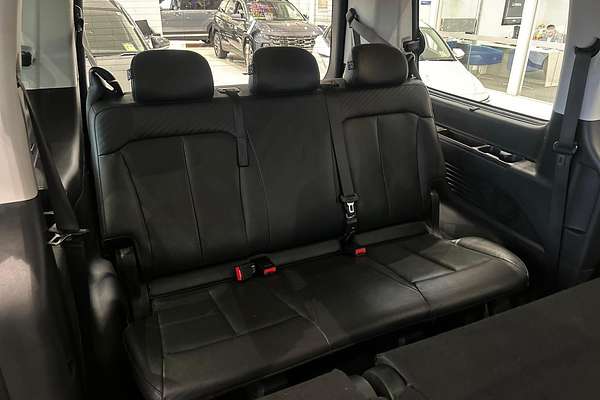 2021 Hyundai STARIA Highlander US4.V1