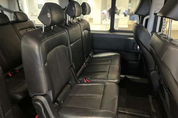 2021 Hyundai STARIA Highlander US4.V1
