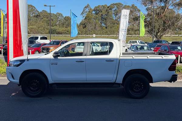 2016 Toyota Hilux SR GUN126R 4X4