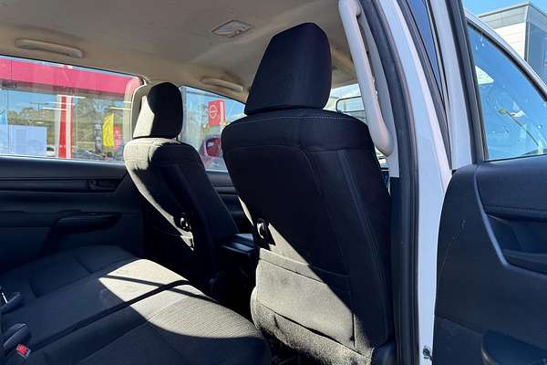 2016 Toyota Hilux SR GUN126R 4X4