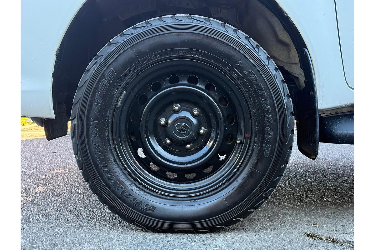2016 Toyota Hilux SR GUN126R 4X4
