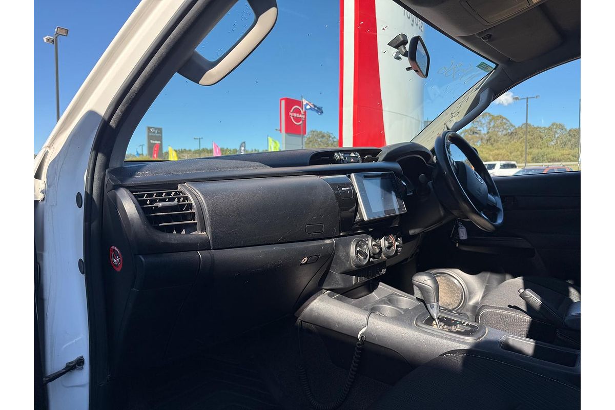 2016 Toyota Hilux SR GUN126R 4X4