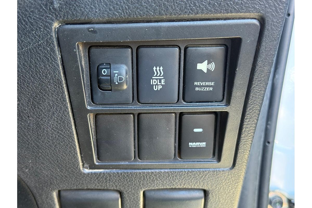 2016 Toyota Hilux SR GUN126R 4X4