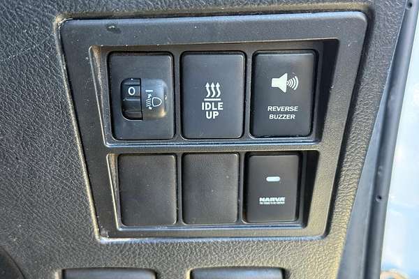 2016 Toyota Hilux SR GUN126R 4X4