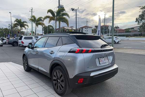 2023 Peugeot e-2008 GT P24