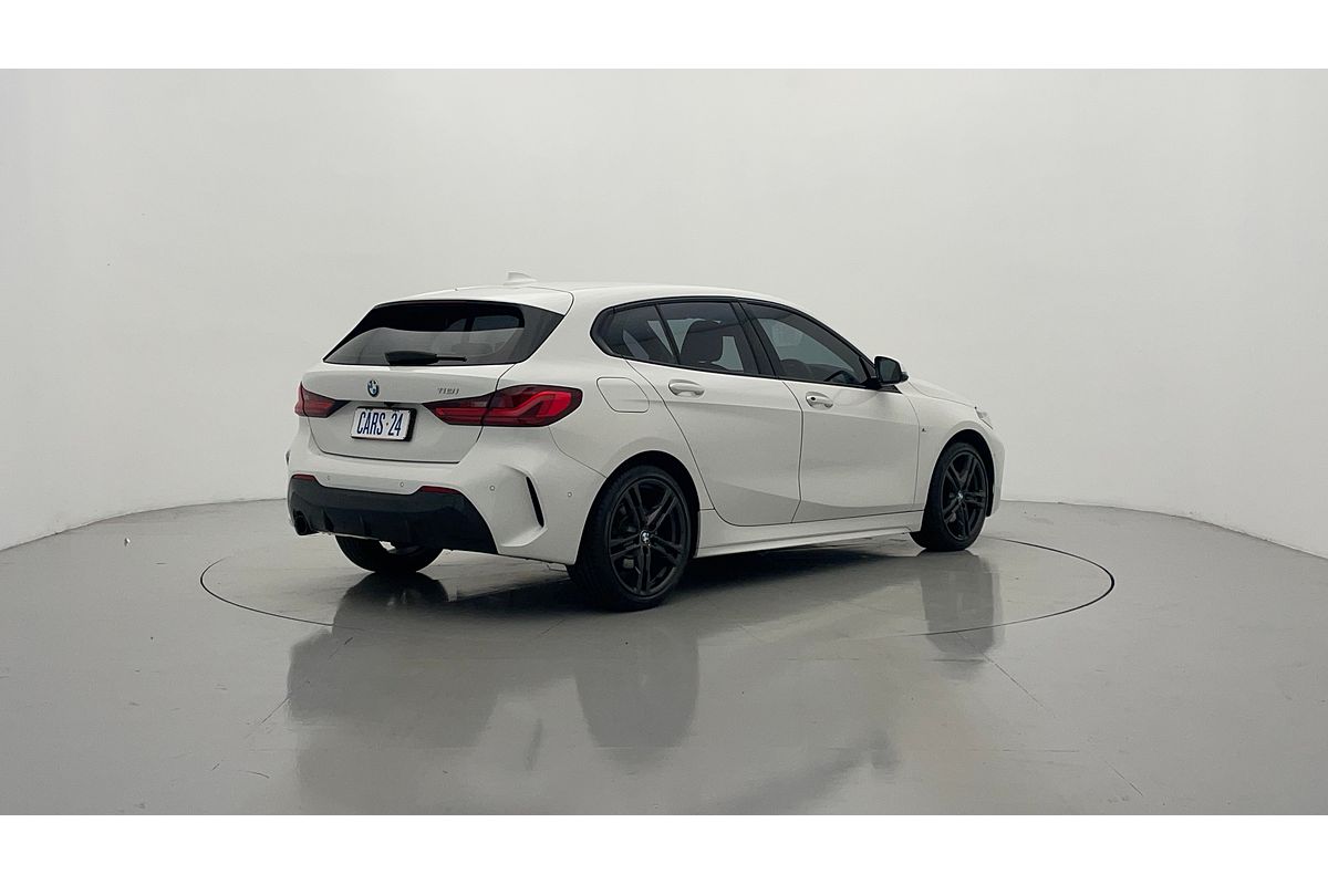 2019 BMW 1 18i M SPORT F40