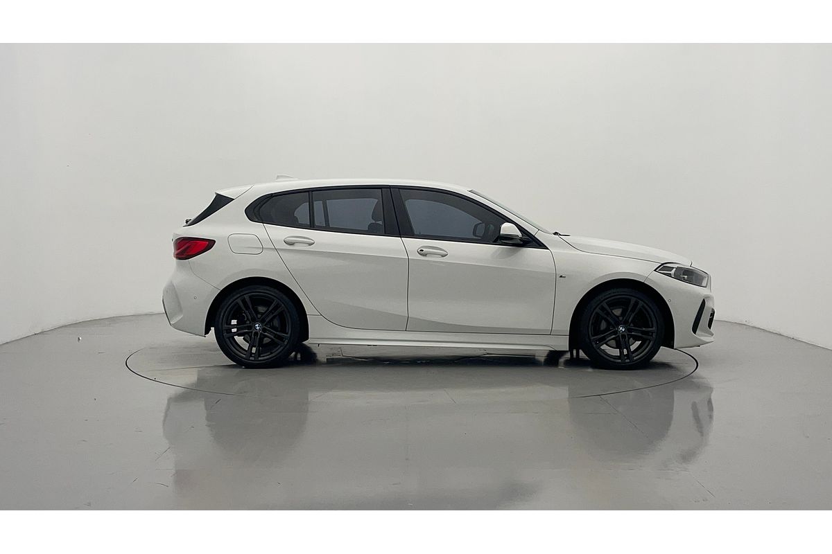 2019 BMW 1 18i M SPORT F40