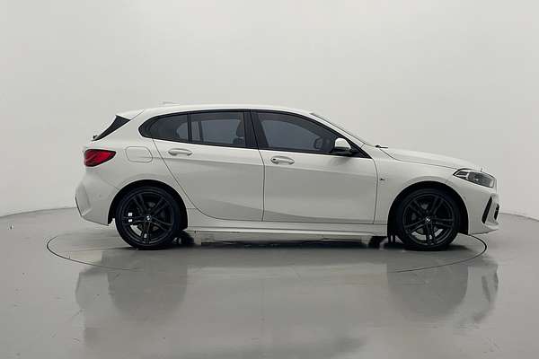 2019 BMW 1 18i M SPORT F40