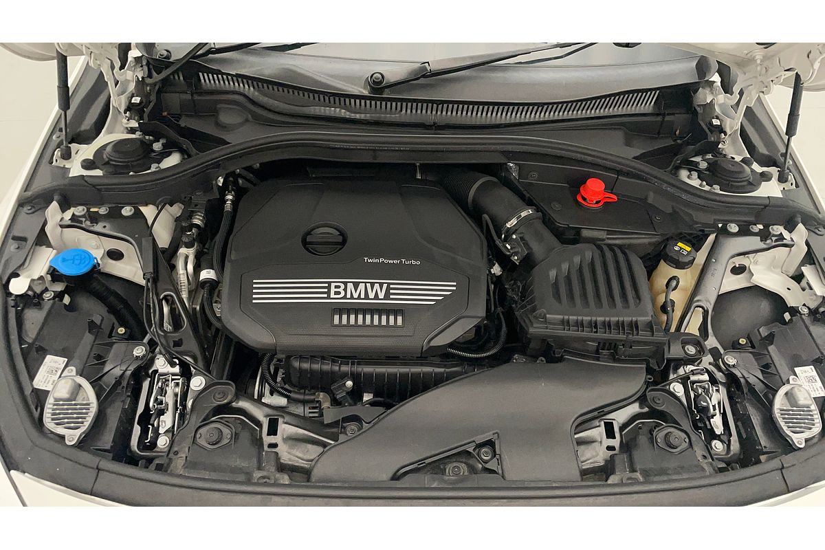 2019 BMW 1 18i M SPORT F40