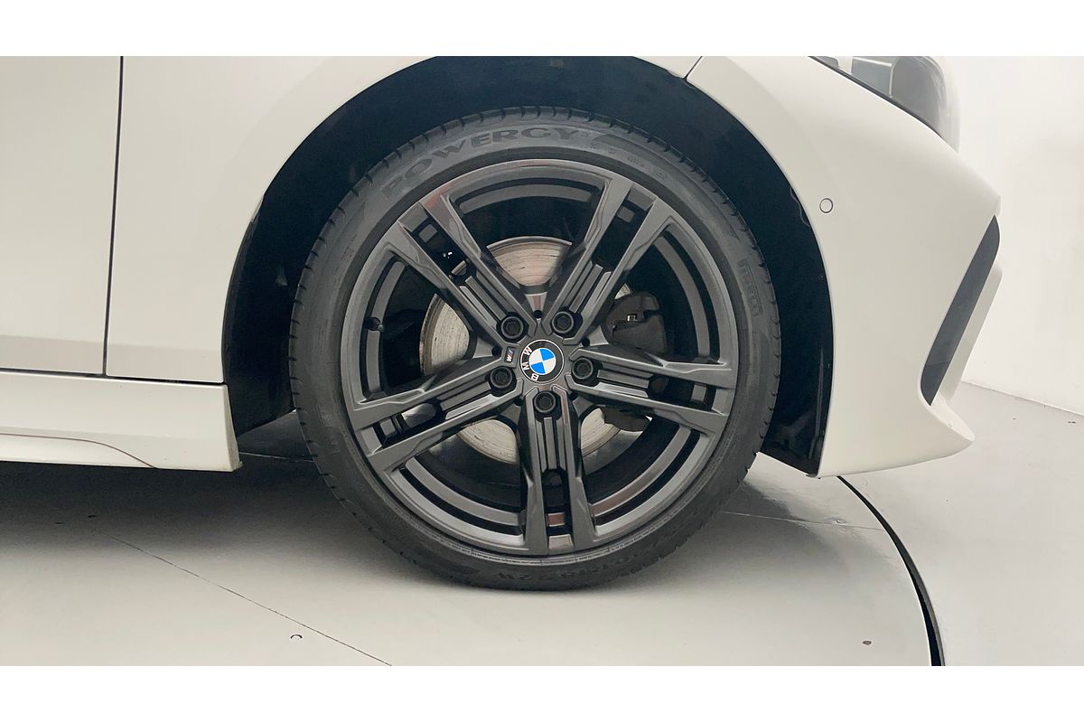 2019 BMW 1 18i M SPORT F40