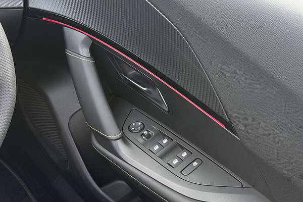 2023 Peugeot e-2008 GT P24