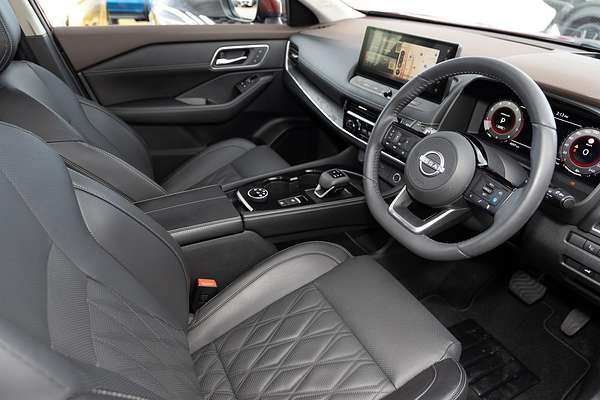 2024 Nissan X-TRAIL Ti-L T33