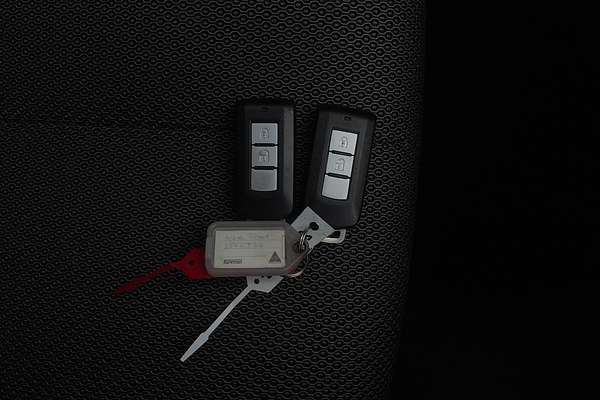2019 Mitsubishi Triton GLS (4x4) MR MY20 4X4