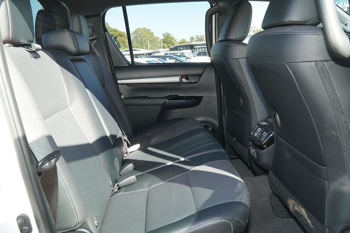 2024 Toyota Hilux Rogue 48V GUN126R 4X4